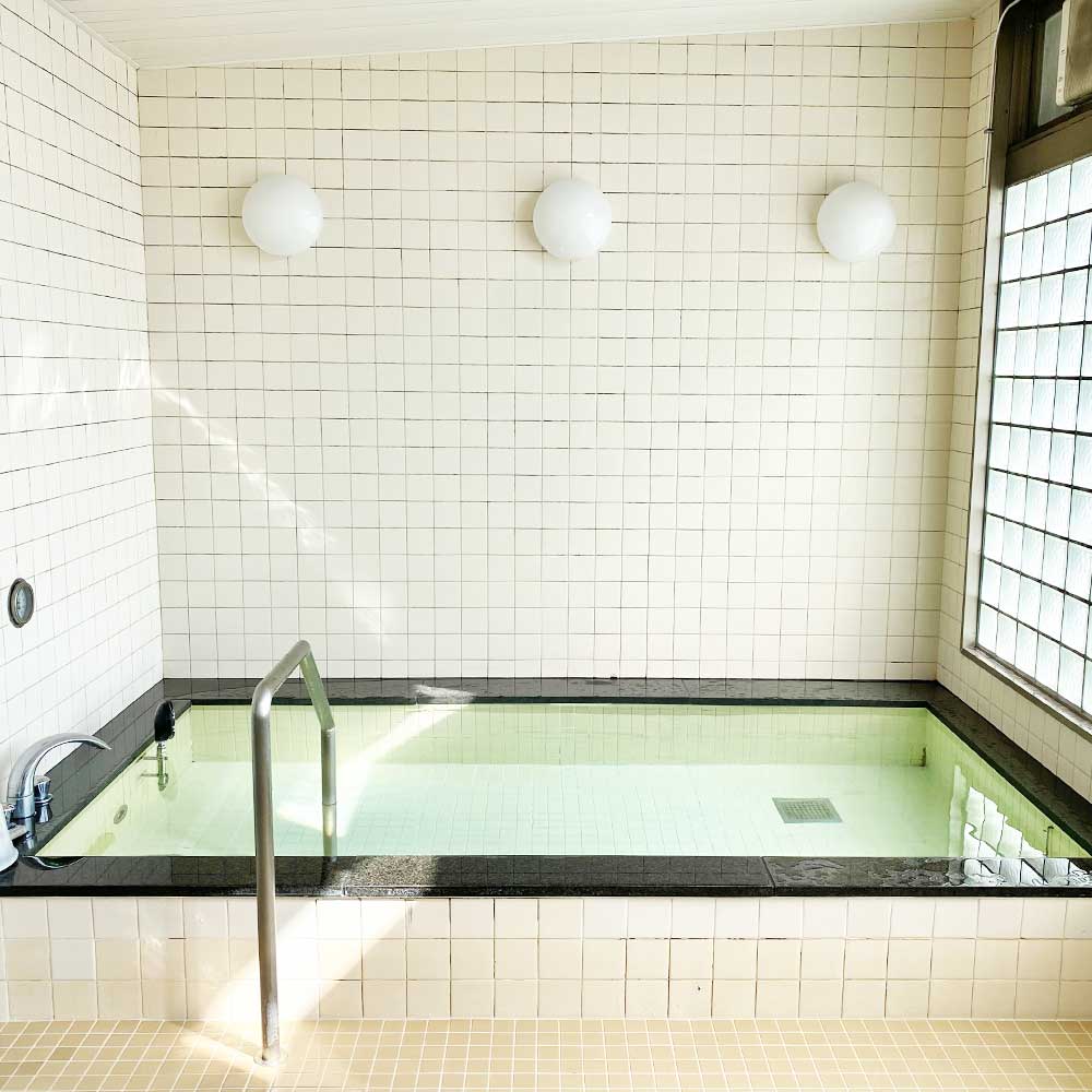 男湯